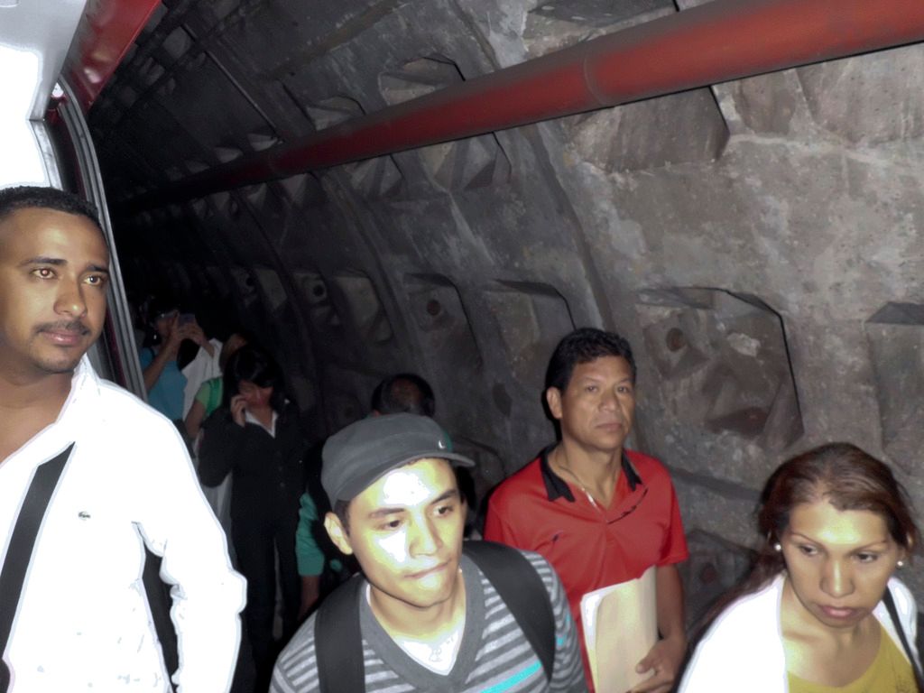 photo FALLA DEL METRO-CHACAO -CHACAITO 620160727 JACOB ATIRCOPY OSORIO 0008_zps4sm0ml0f.jpg