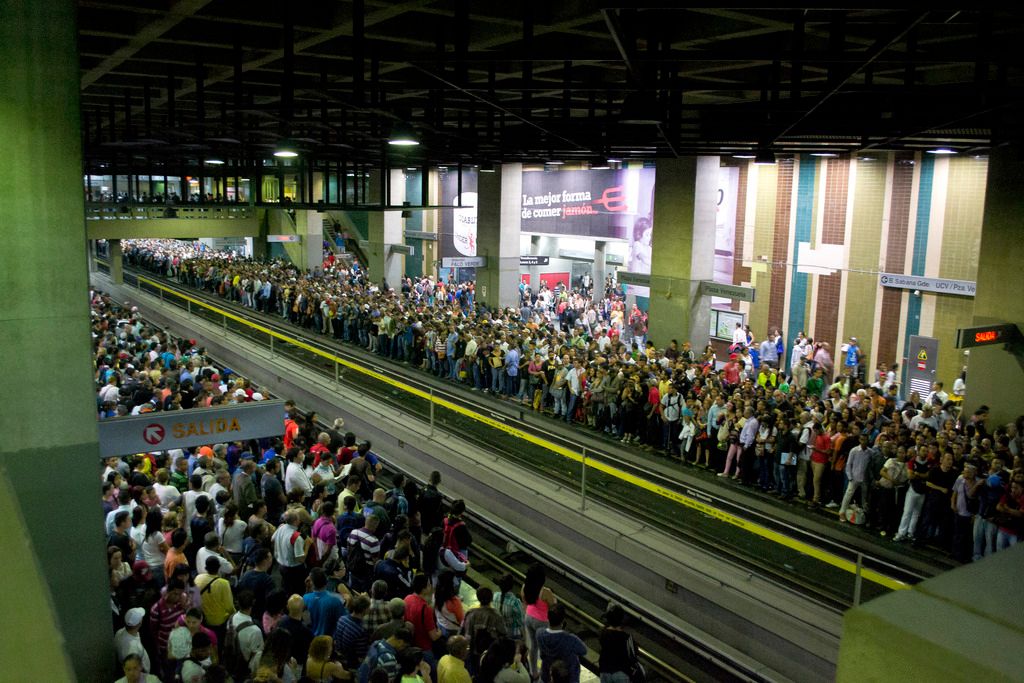 photo FALLA DEL METRO-CHACAO -CHACAITO20150726 JACOB ATIRCOPY OSORIO 0067_zpsuehmvujn.jpg