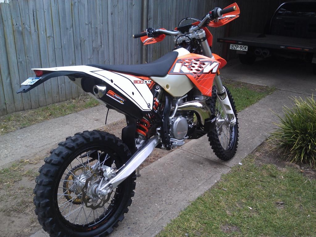 ... to let it go I am wanting to sell or swap this bike for a KTM 450 or above or a WR450 of the same year model. OFFERS OVER $9000 CHRIS - 0402220176