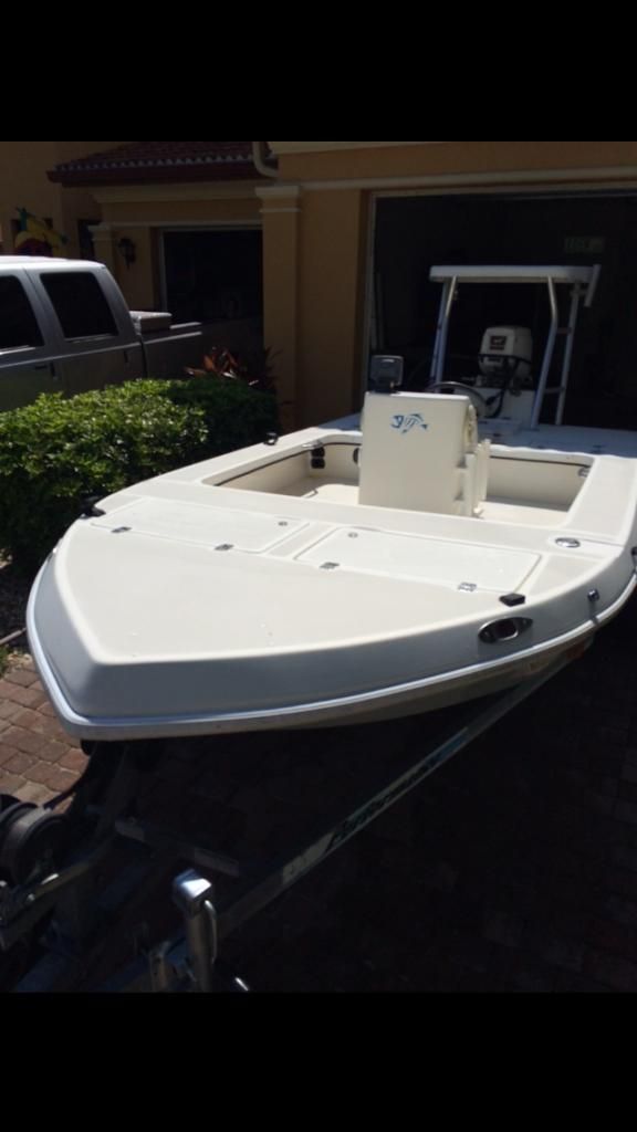 J16 50hp Tiller Dual Platform Skiff Dedicated To The Smallest Of Skiffs