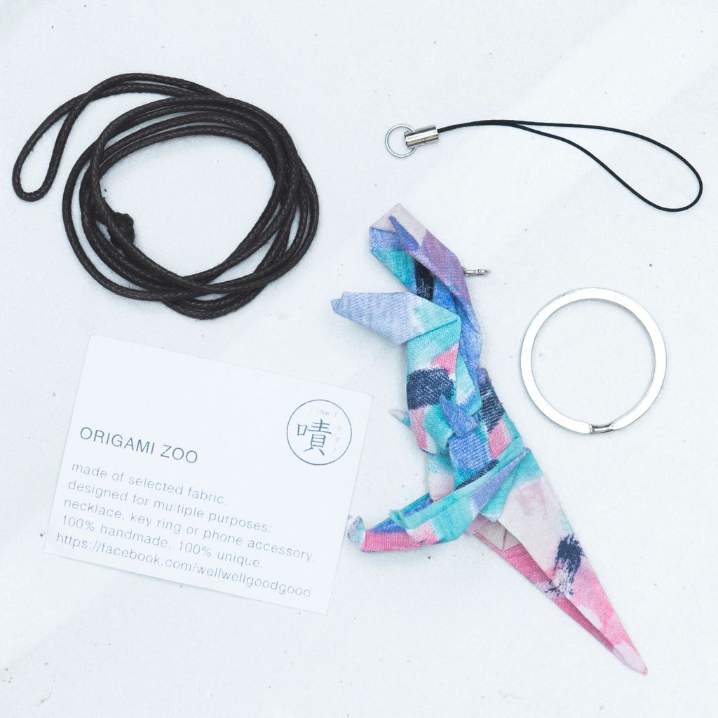 \ Flower Tyrannosaurus / Accessories group _ watercolor pink origami - Necklaces - Other Materials Pink