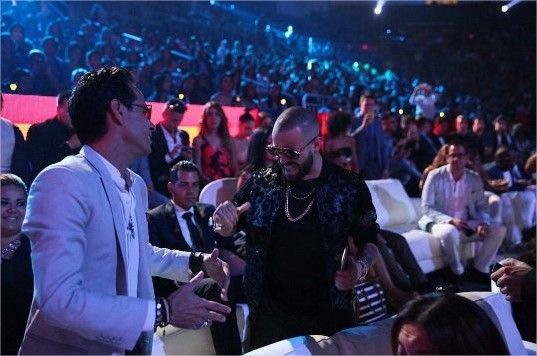 Chino y Nacho la partieron en los Premios Juventud (Fotos + Video) Chino y Nacho la partieron en los Premios Juventud (Fotos + Video)